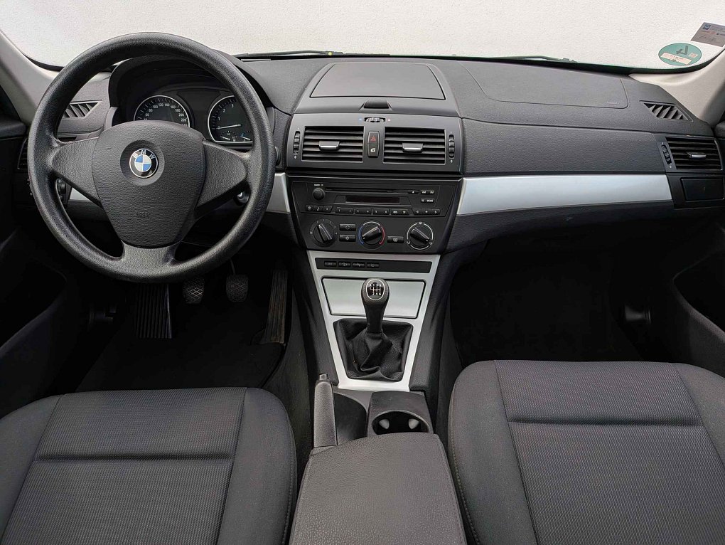 BMW X3 2.0 i  xD