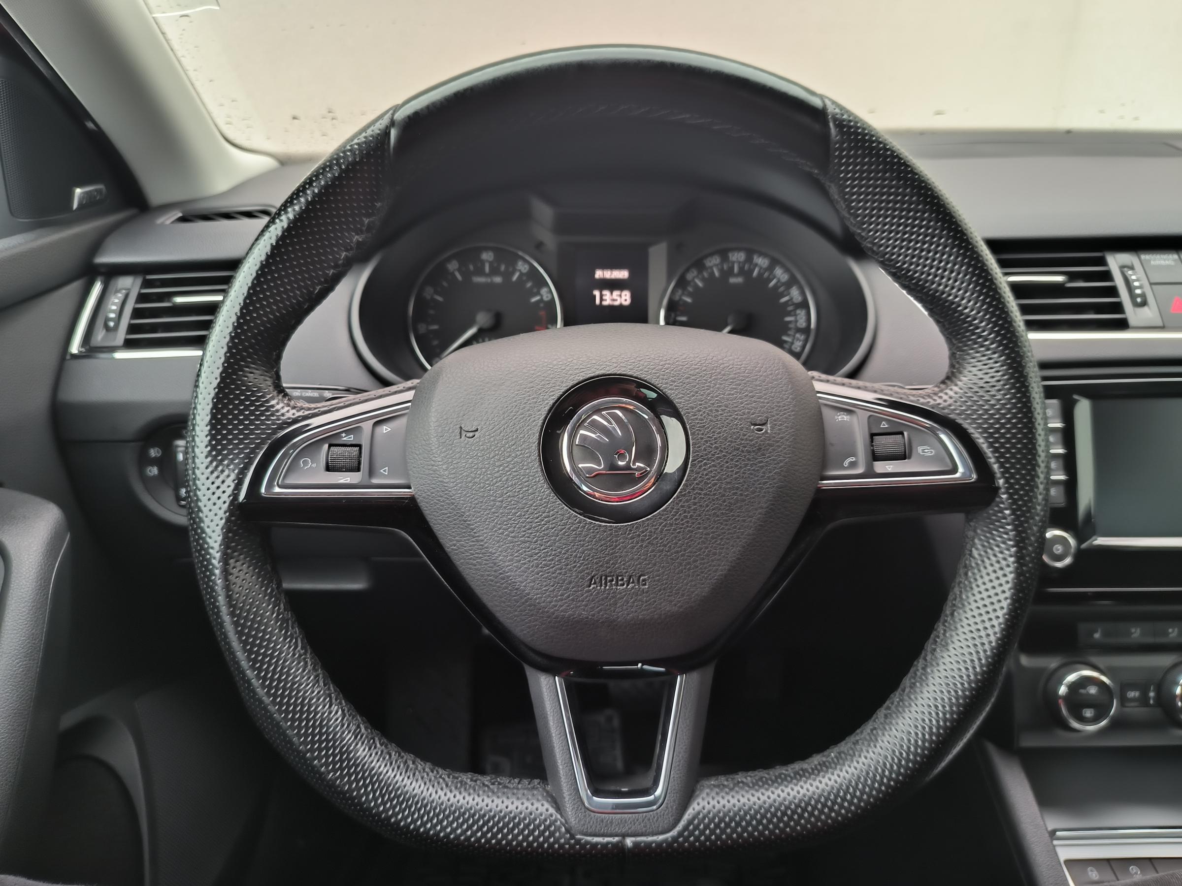 Škoda Octavia III, 2016 - pohled č. 22