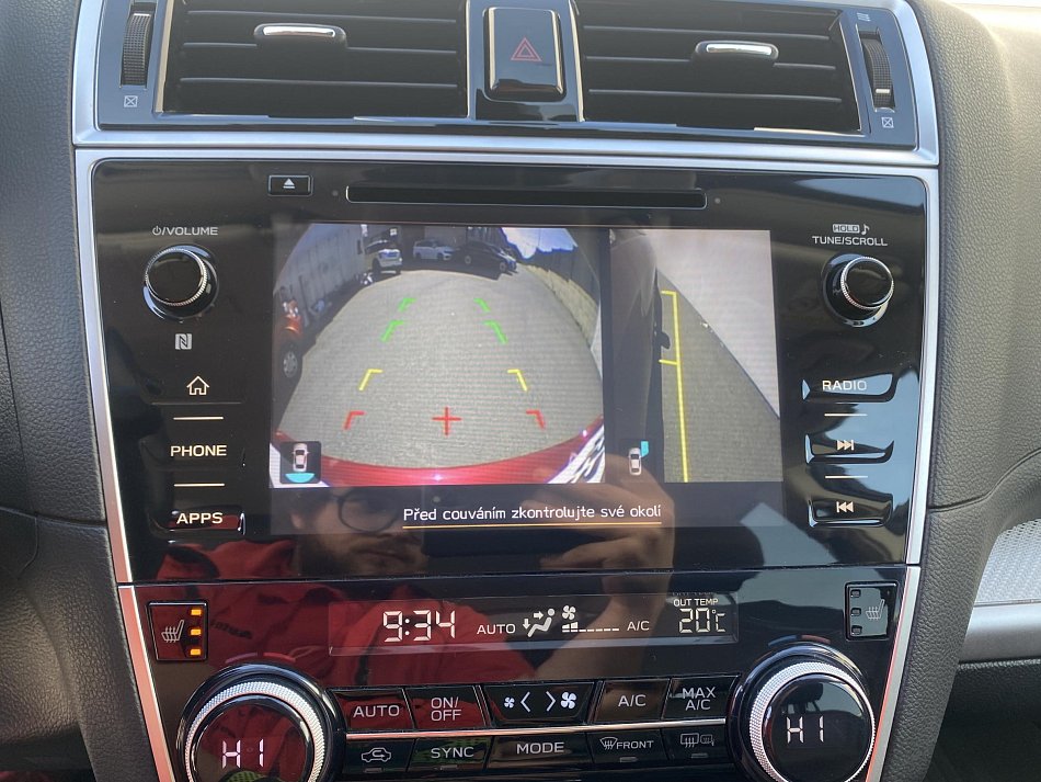 Subaru Outback 2.5 i  4x4