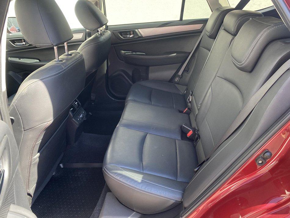 Subaru Outback 2.5 i  4x4