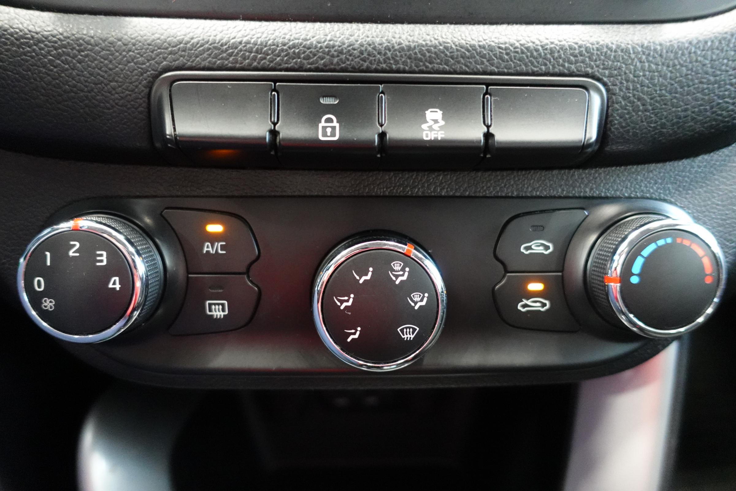 Kia Cee´d, 2014 - pohled č. 19