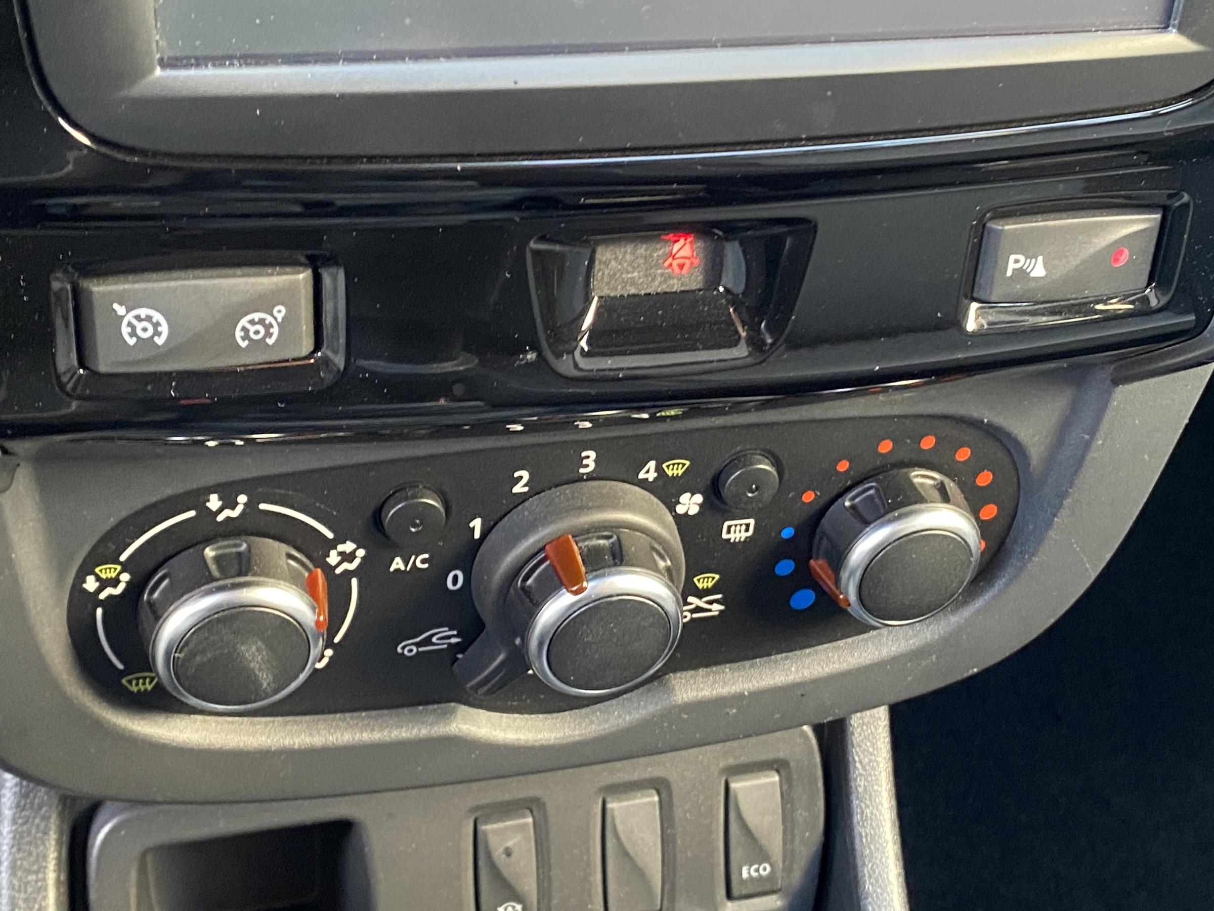 Dacia Duster, 2017 - pohled č. 15