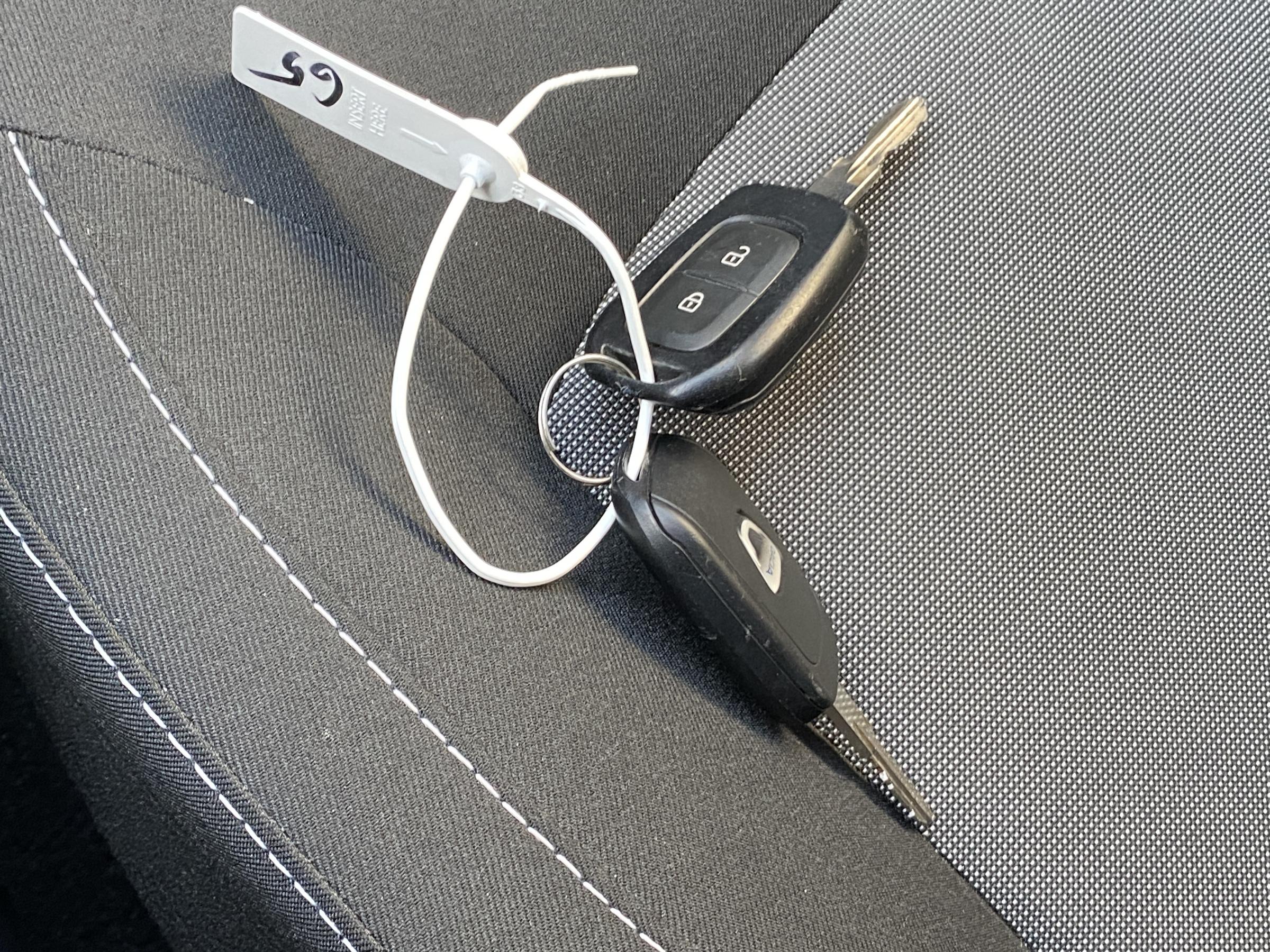 Dacia Duster, 2017 - pohled č. 19