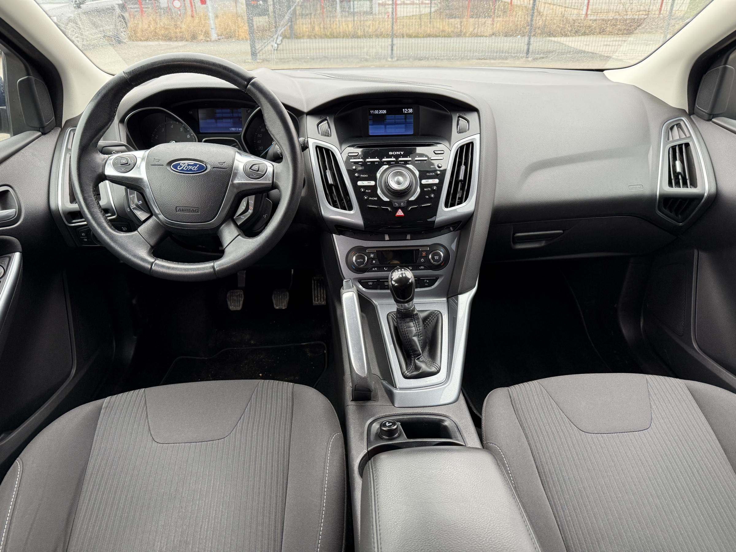 Ford Focus, 2011 - pohled č. 8