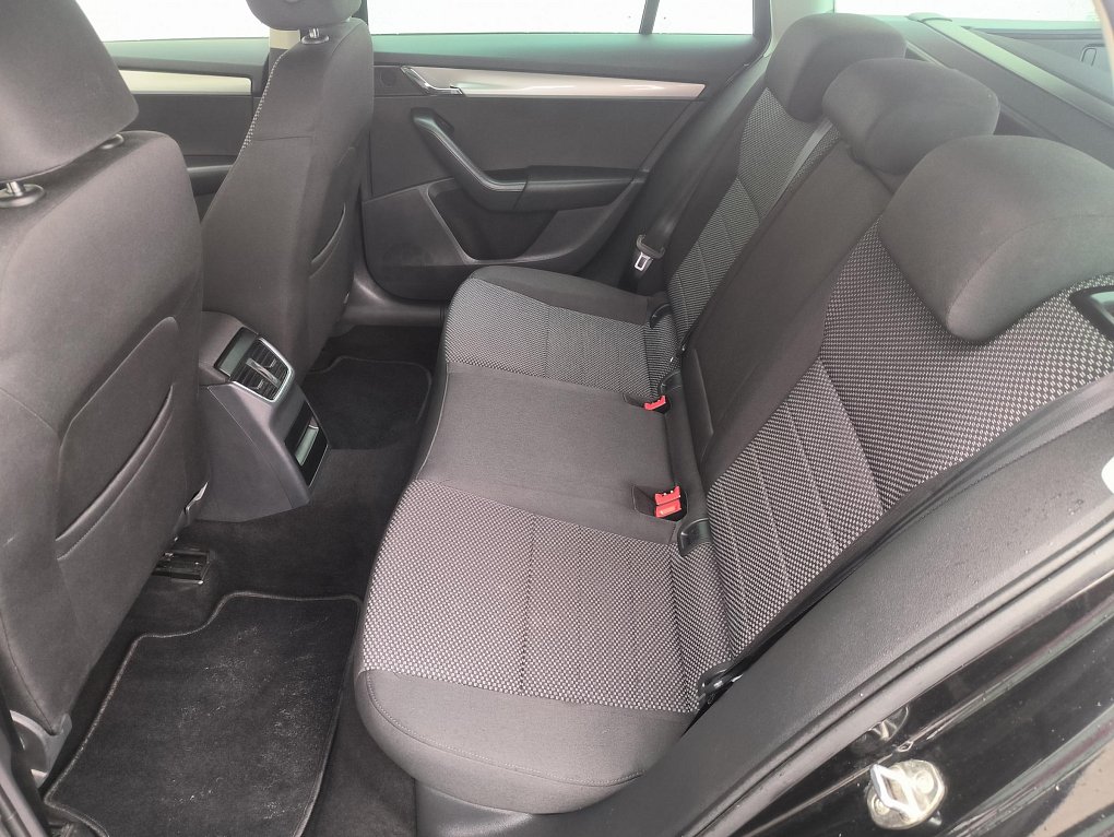 Škoda Octavia III 1.6 TDi Ambition