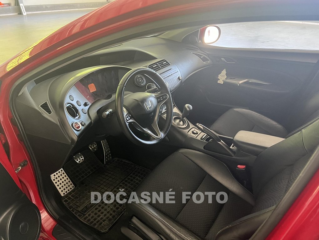 Honda Civic 1.8 i-VTEC 