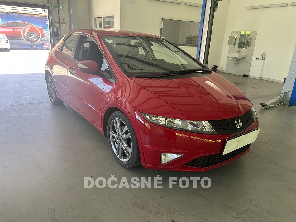 Honda Civic 1.8 i-VTEC 