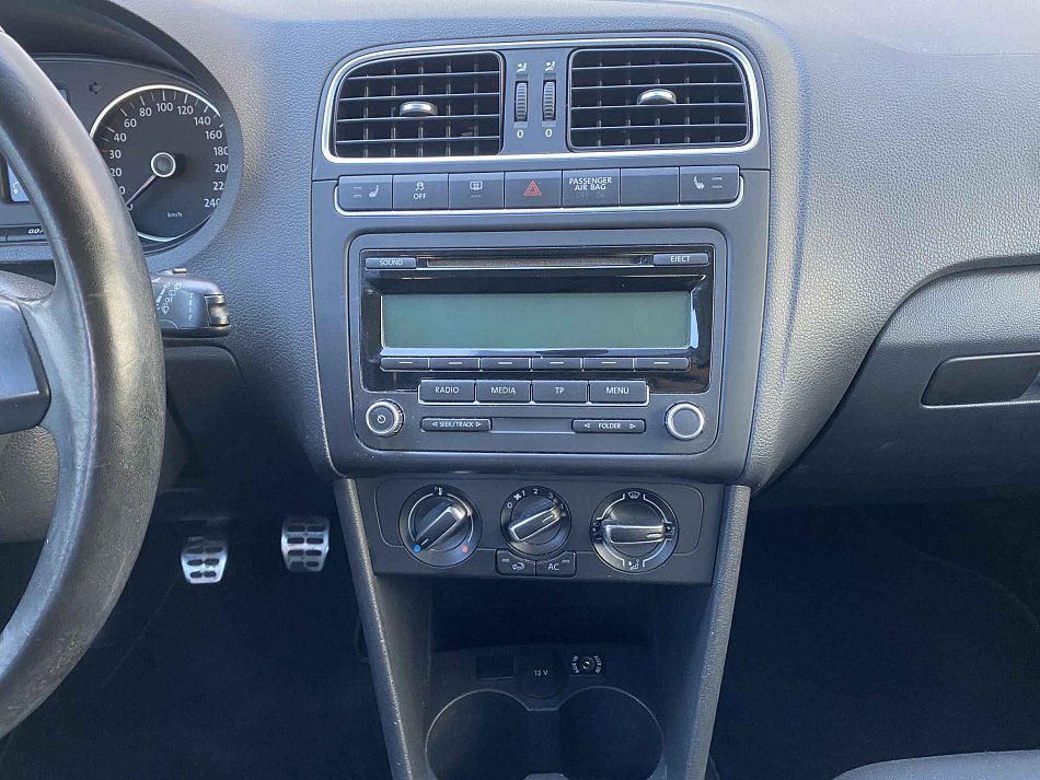 Volkswagen Polo 1.4 MPi Style