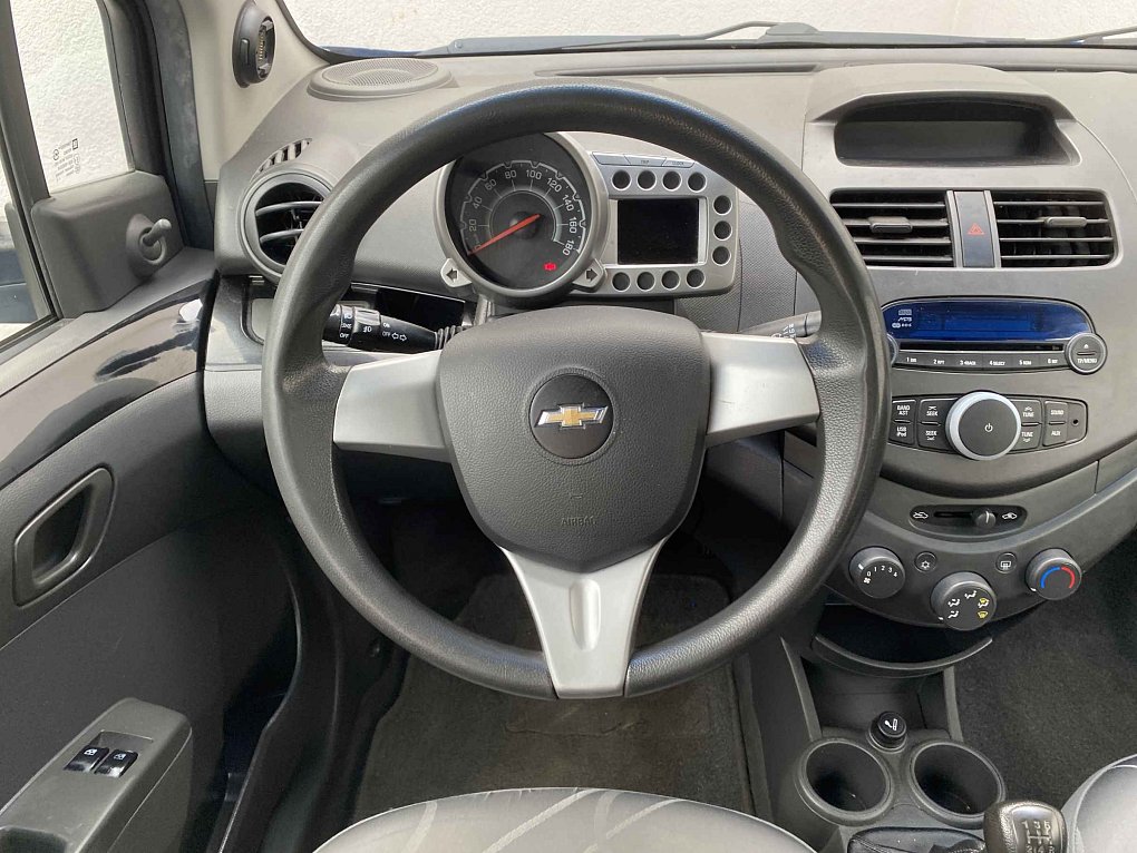 Chevrolet Spark 1.0i 