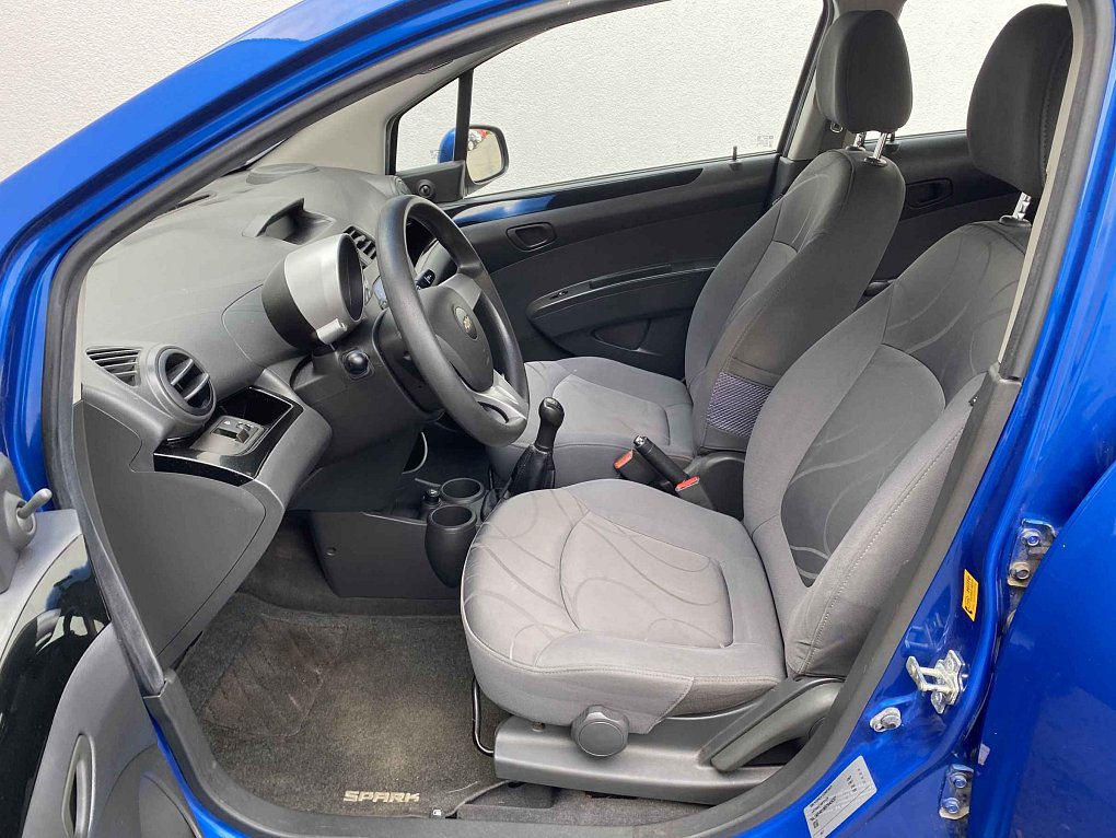 Chevrolet Spark 1.0i 