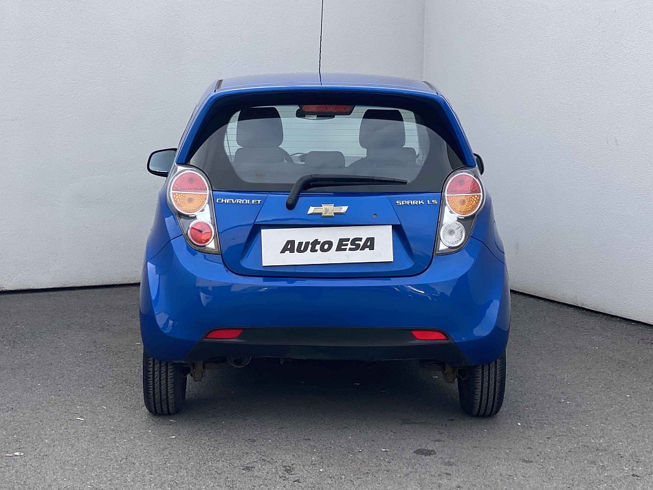 Chevrolet Spark 1.0i 