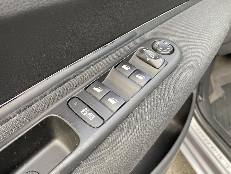 Peugeot 5008 1.6 HDi Active