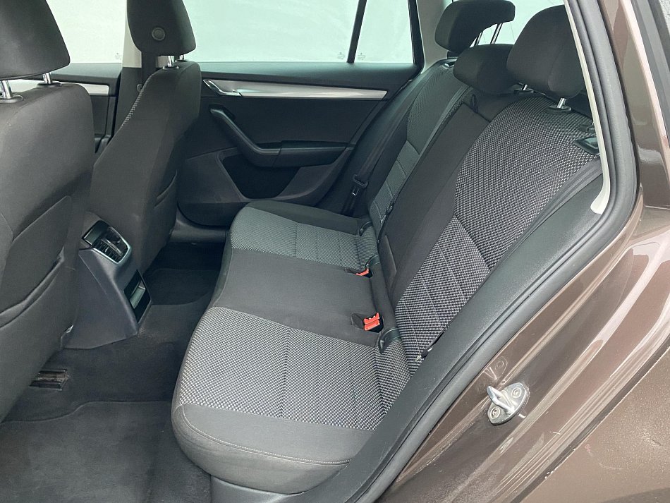 Škoda Octavia III 2.0 TDI Ambition