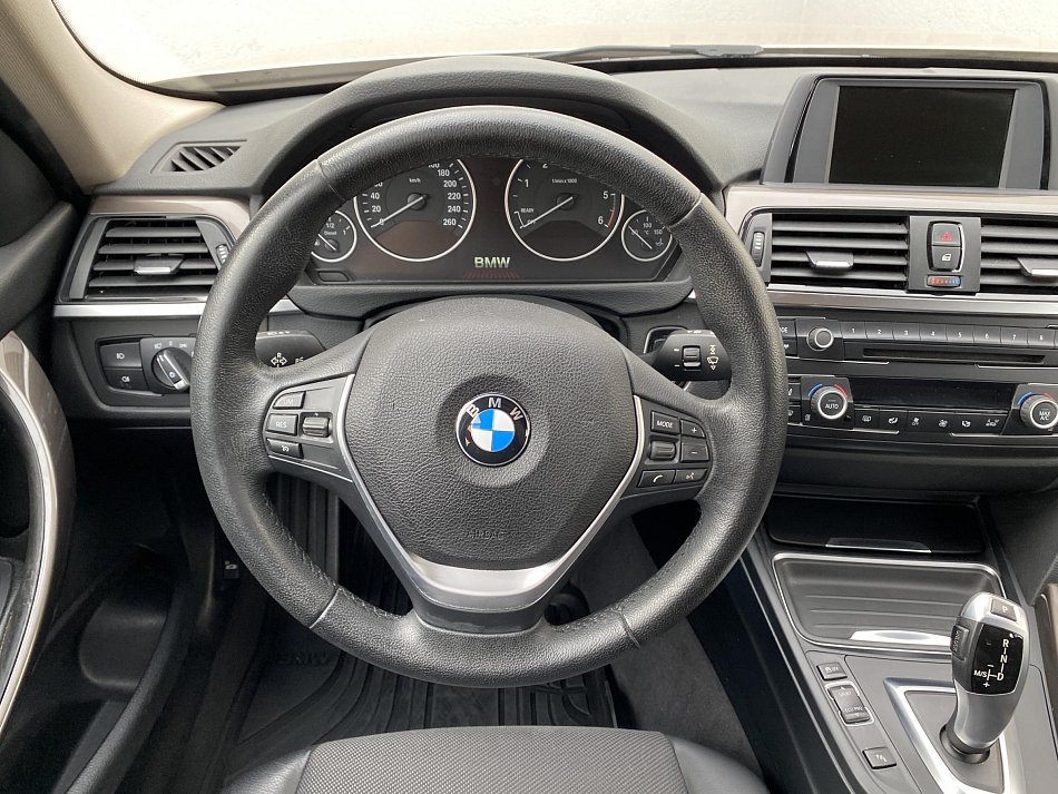 BMW Řada 3 2.0 D Modern 320d xDrive