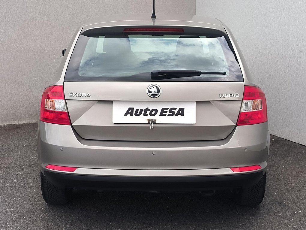 Škoda Rapid 1.2 TSi Ambition Spaceback