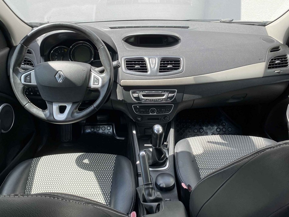 Renault Fluence 1.6 i 