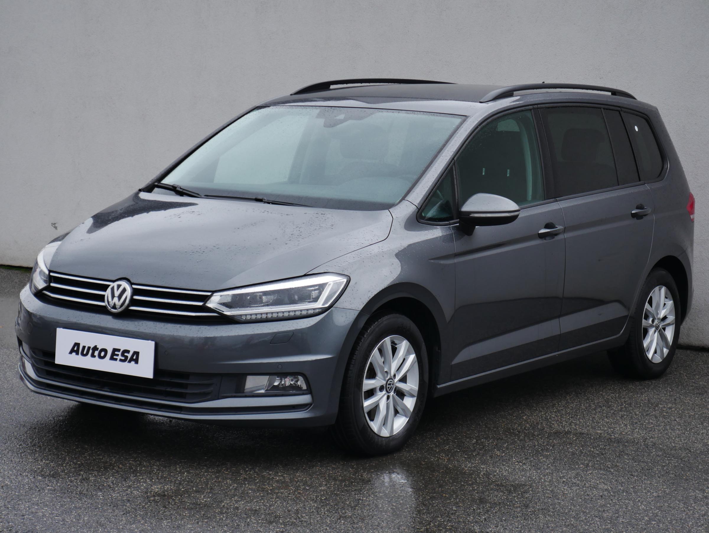 Volkswagen Touran, 2016 - pohled č. 3