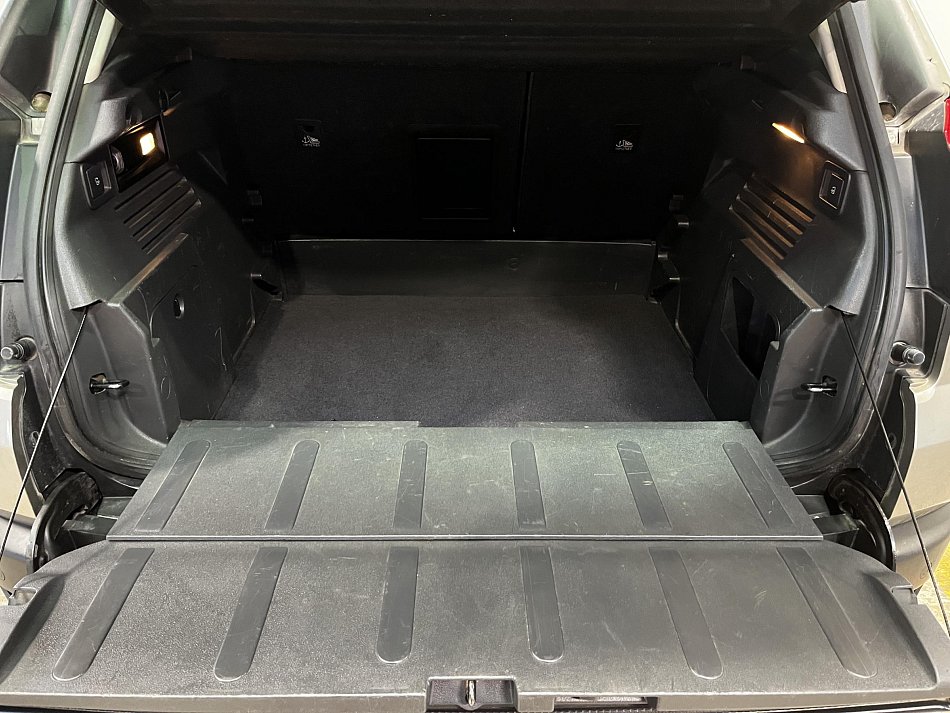 Peugeot 3008 2.0 HDi 