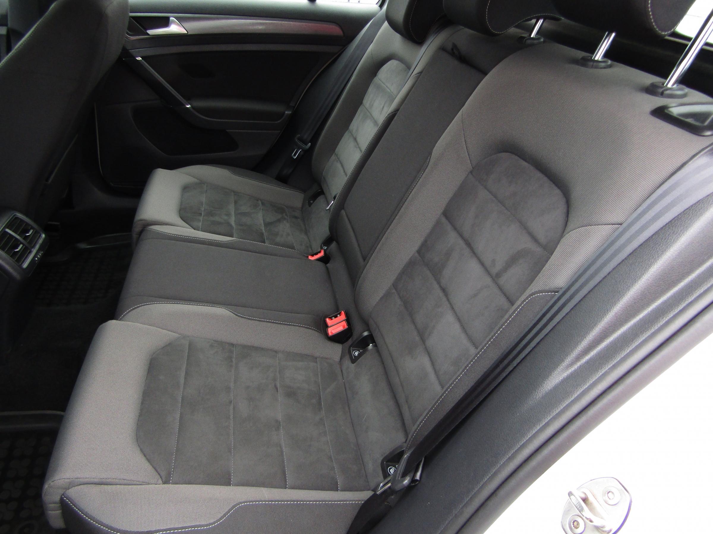 Volkswagen Golf, 2017 - pohled č. 10