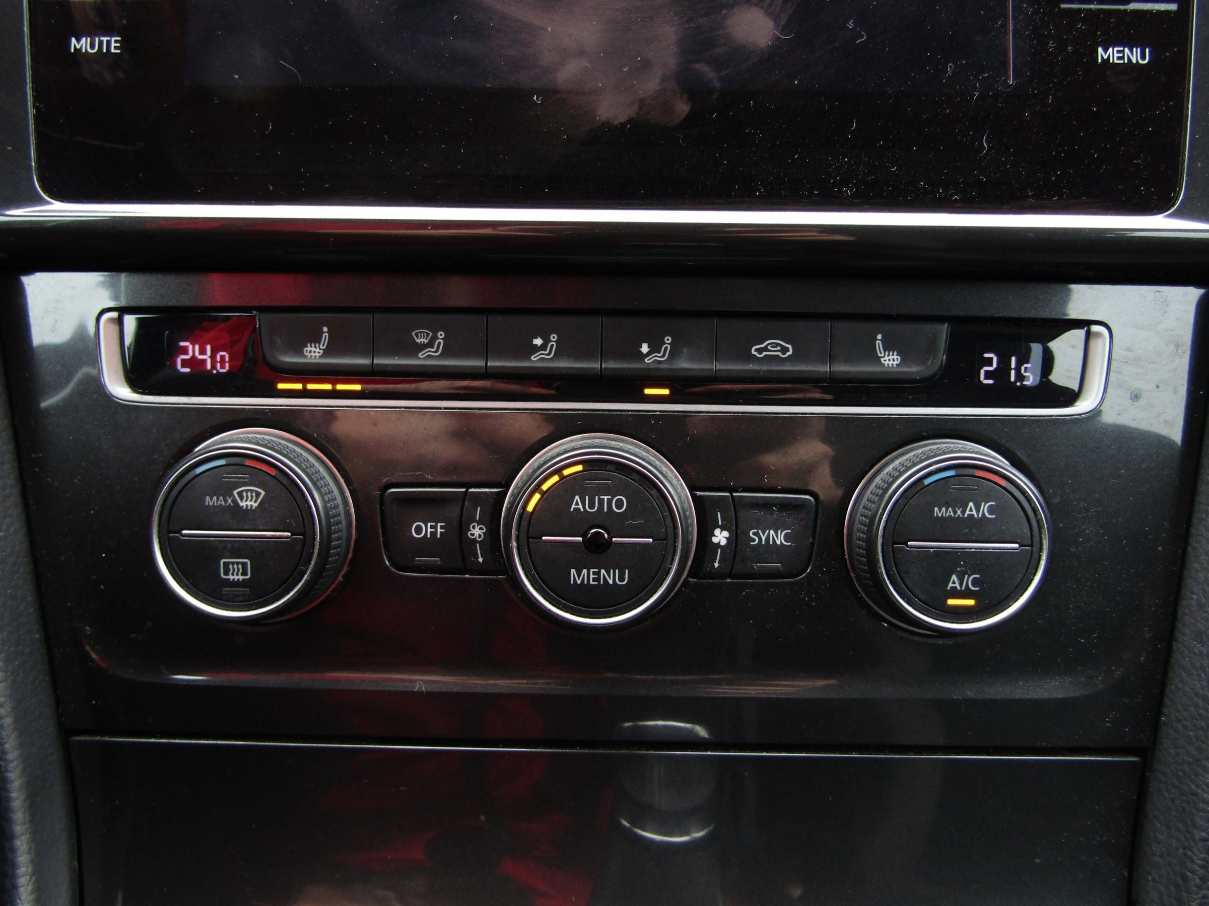 Volkswagen Golf, 2017 - pohled č. 14