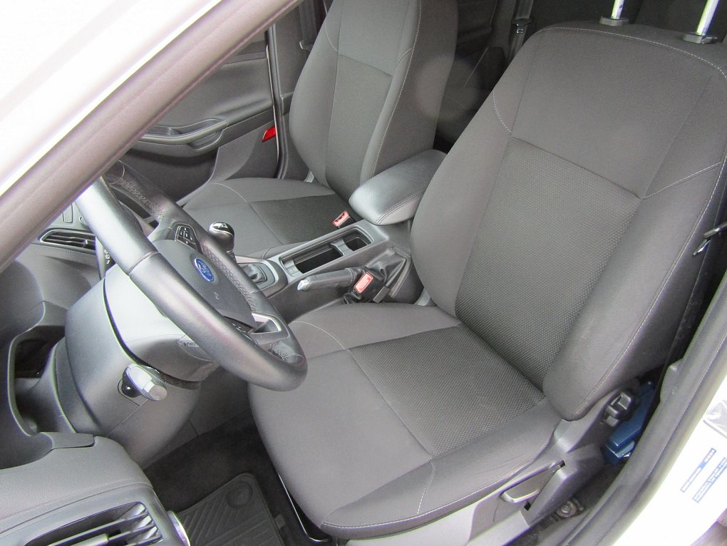 Ford Focus 1.6i 