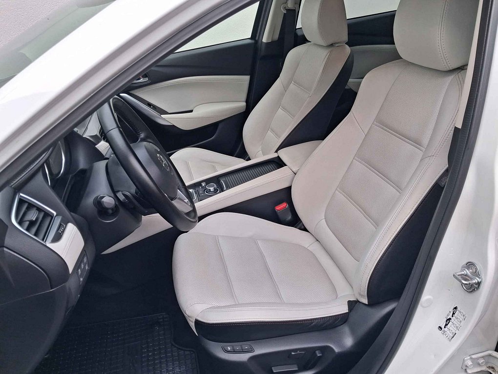 Mazda 6 2.5i Exclusive