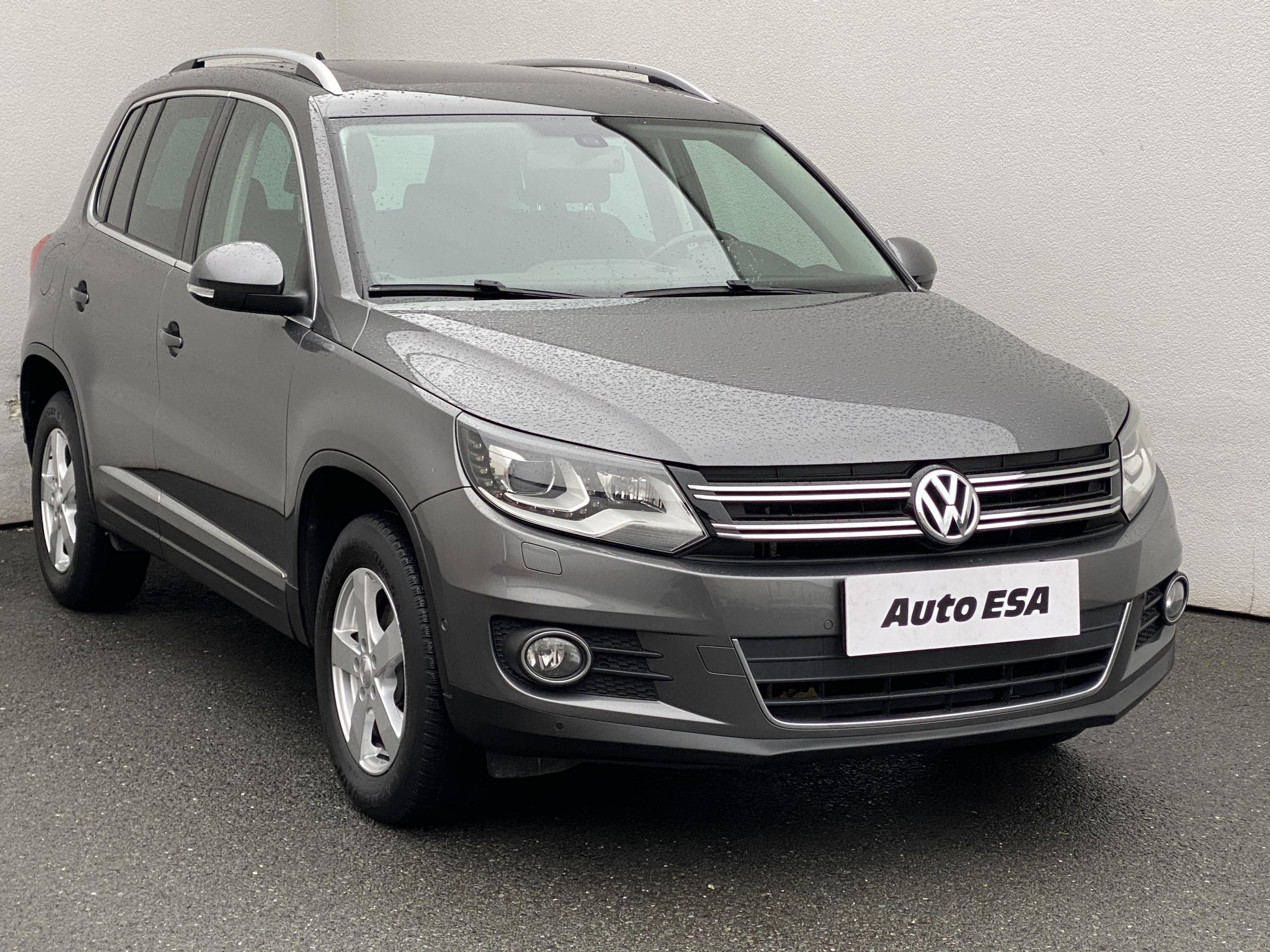Volkswagen Tiguan, 2012 - celkový pohled