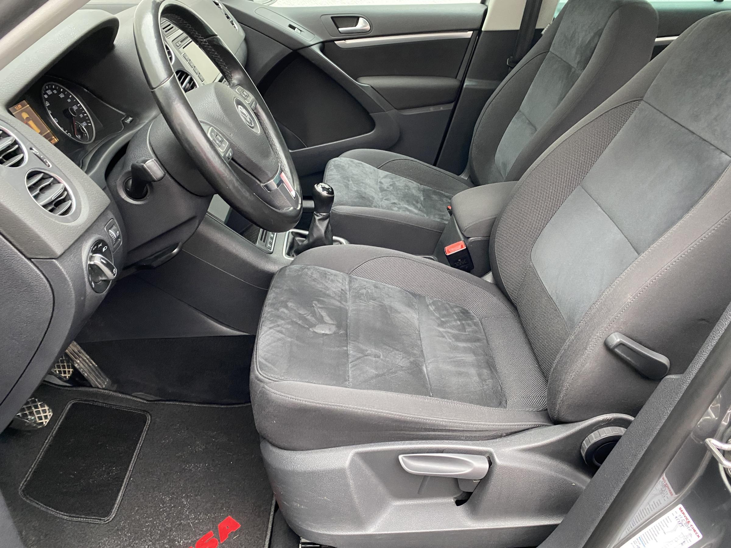 Volkswagen Tiguan, 2012 - pohled č. 11