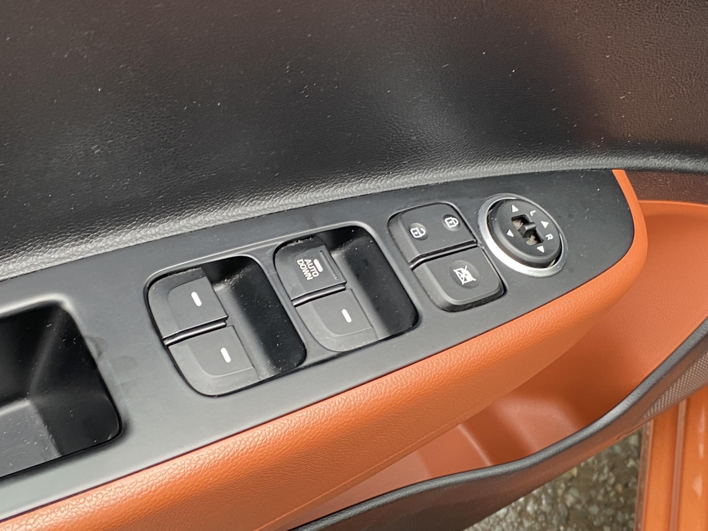 Hyundai i10, 2014 - pohled č. 11