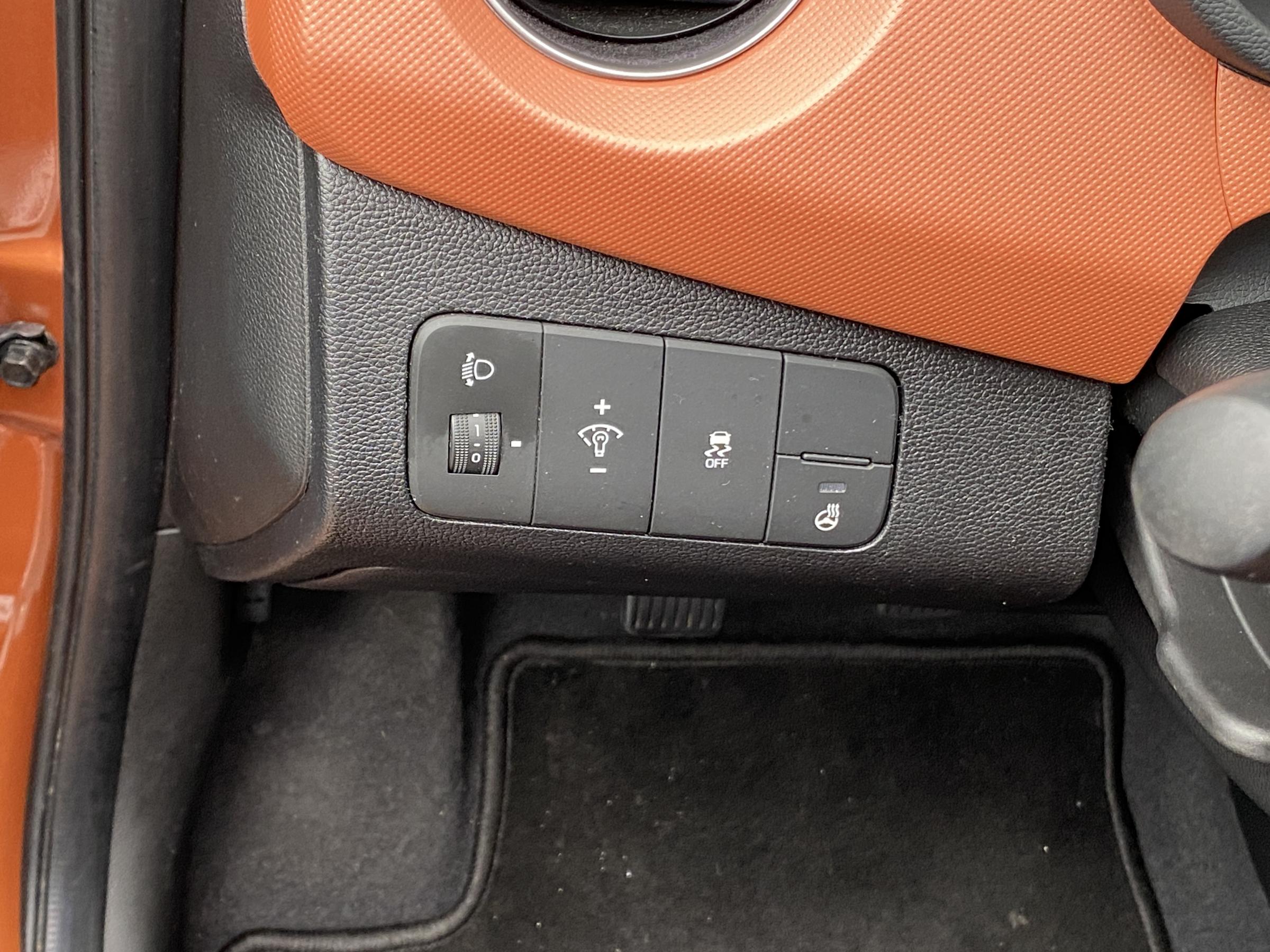 Hyundai i10, 2014 - pohled č. 13