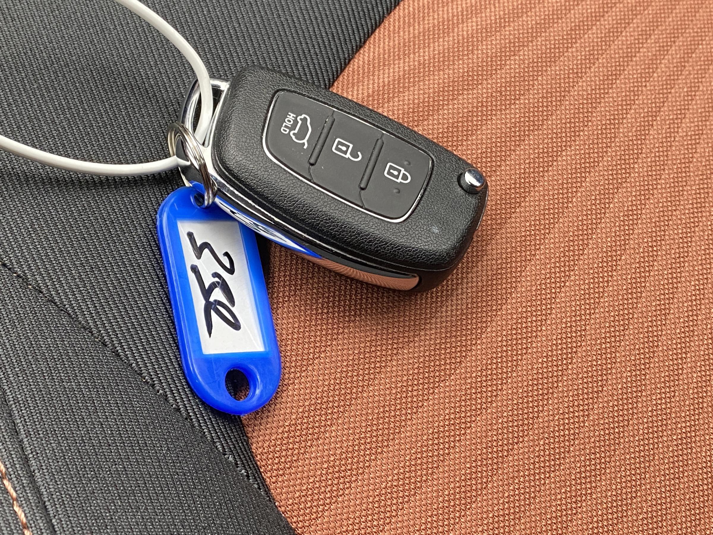 Hyundai i10, 2014 - pohled č. 16