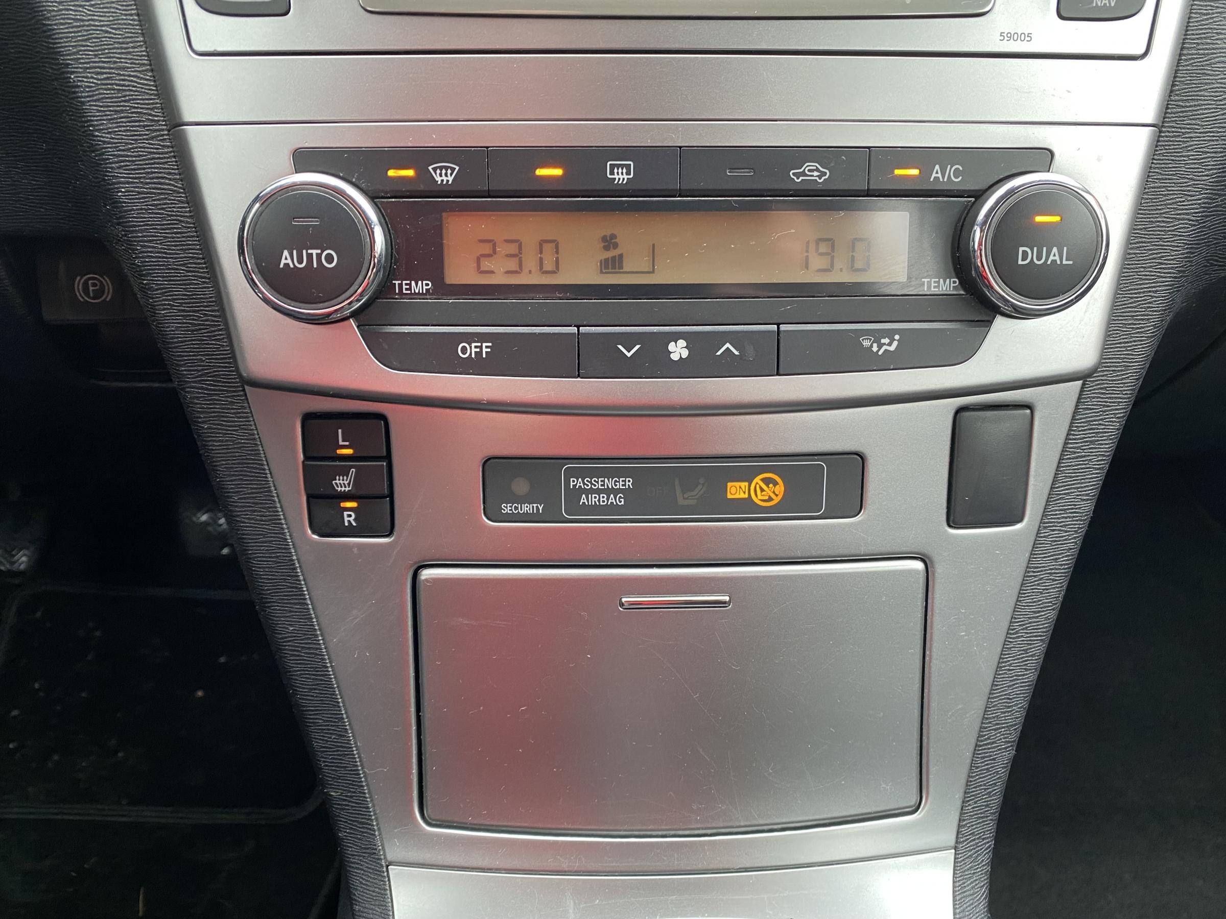 Toyota Avensis, 2012 - pohled č. 17