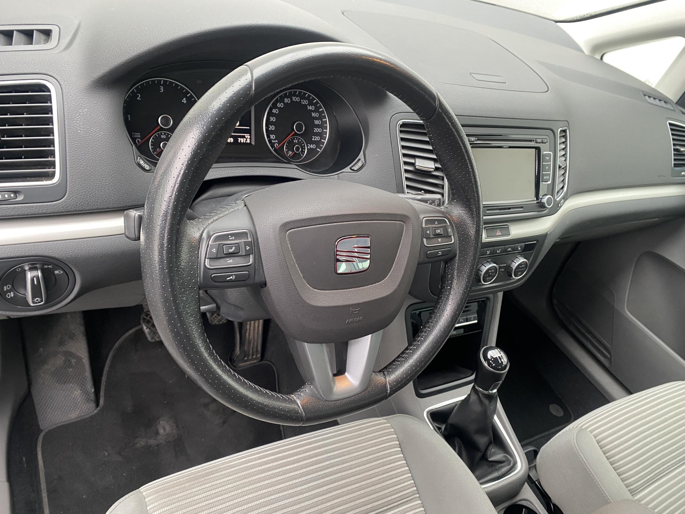 Seat Alhambra, 2013 - pohled č. 14