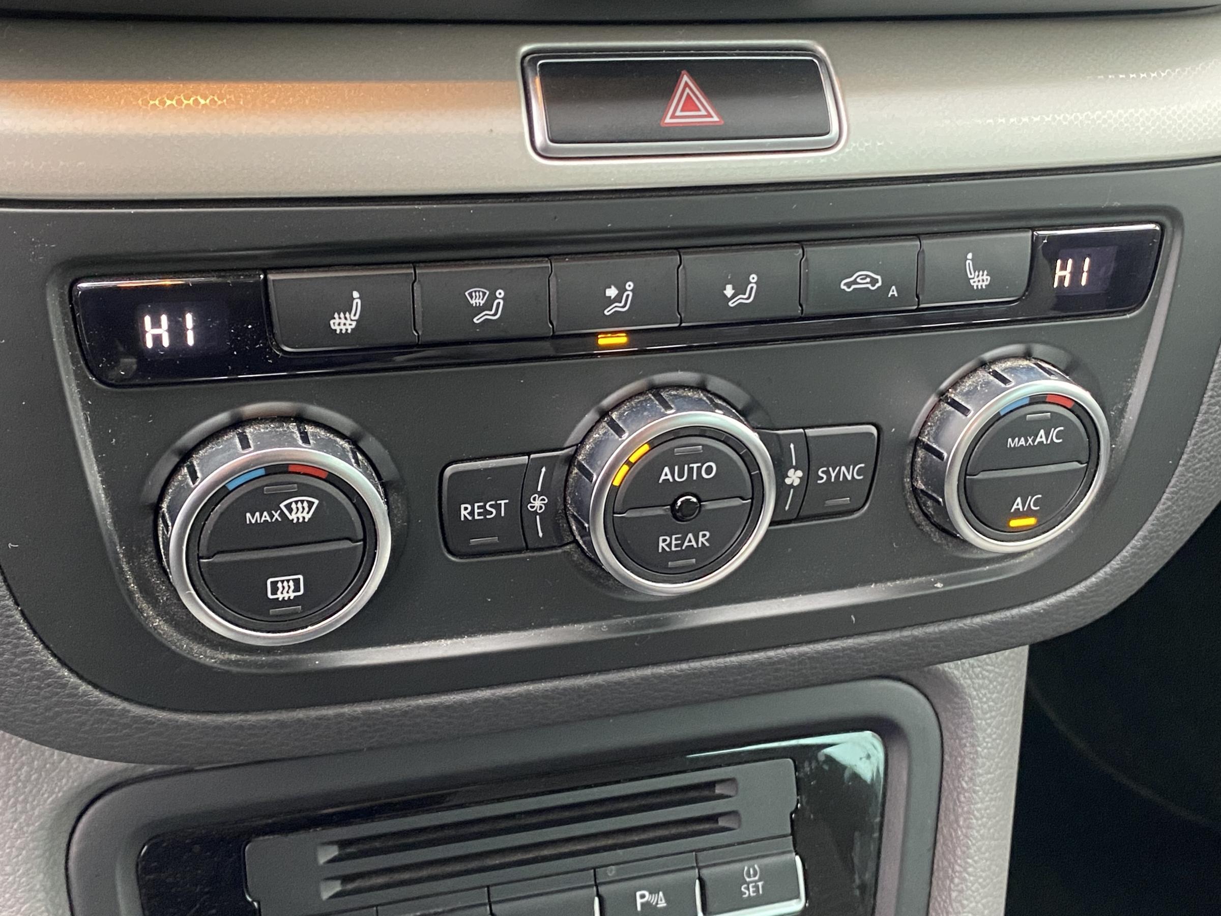 Seat Alhambra, 2013 - pohled č. 17