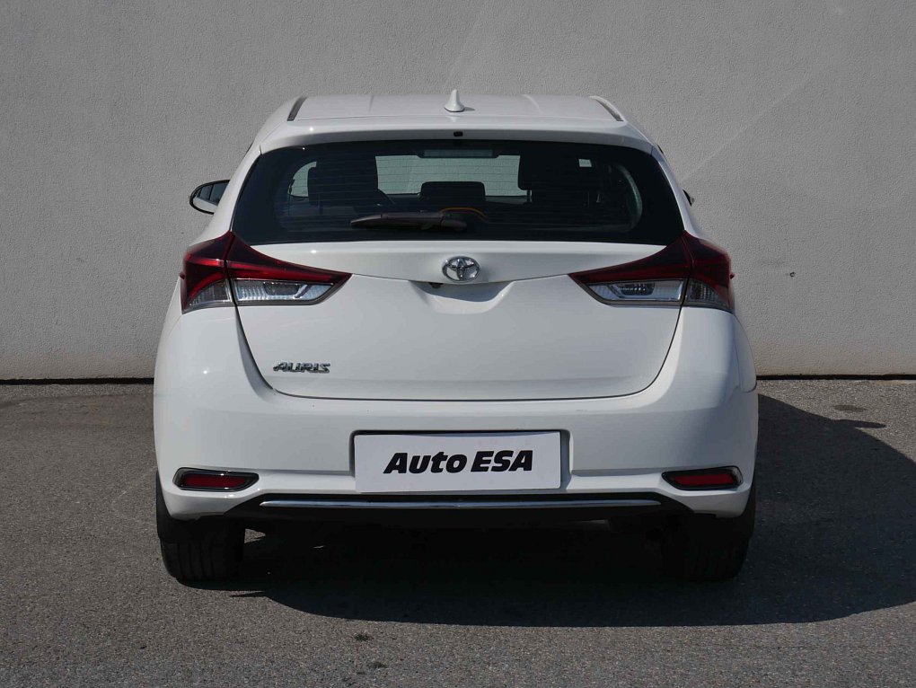 Toyota Auris 1.6 VVT-i 