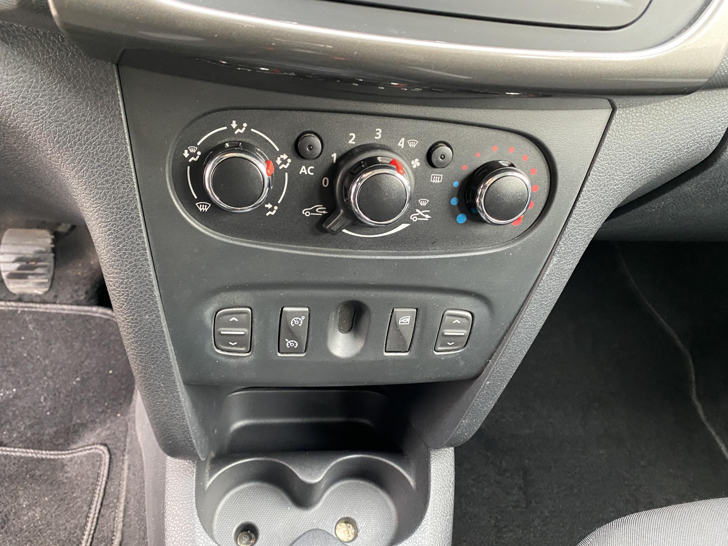 Dacia Sandero, 2014 - pohled č. 14