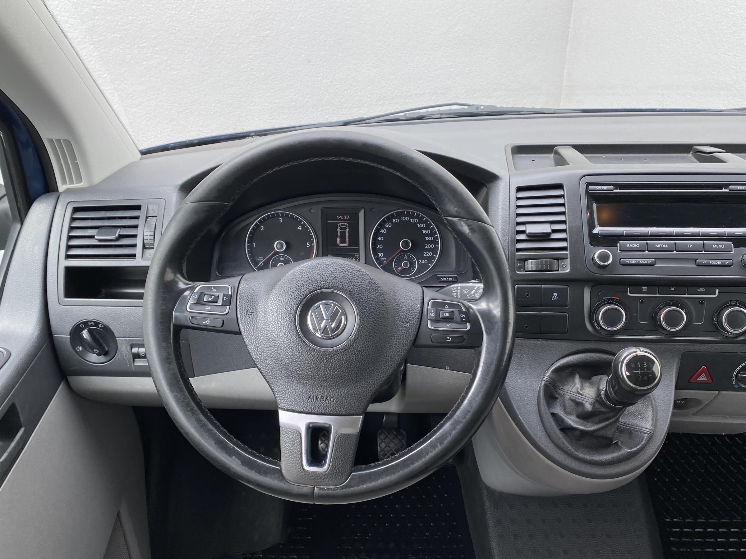 Volkswagen Transporter, 2012 - pohled č. 9