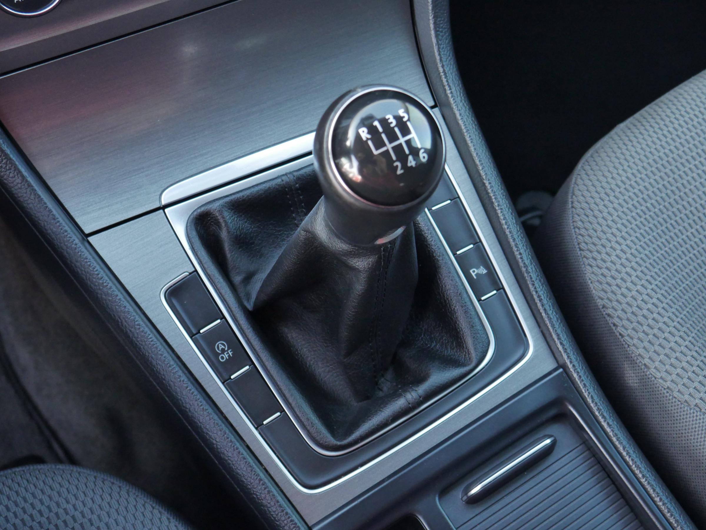 Volkswagen Golf, 2013 - pohled č. 15