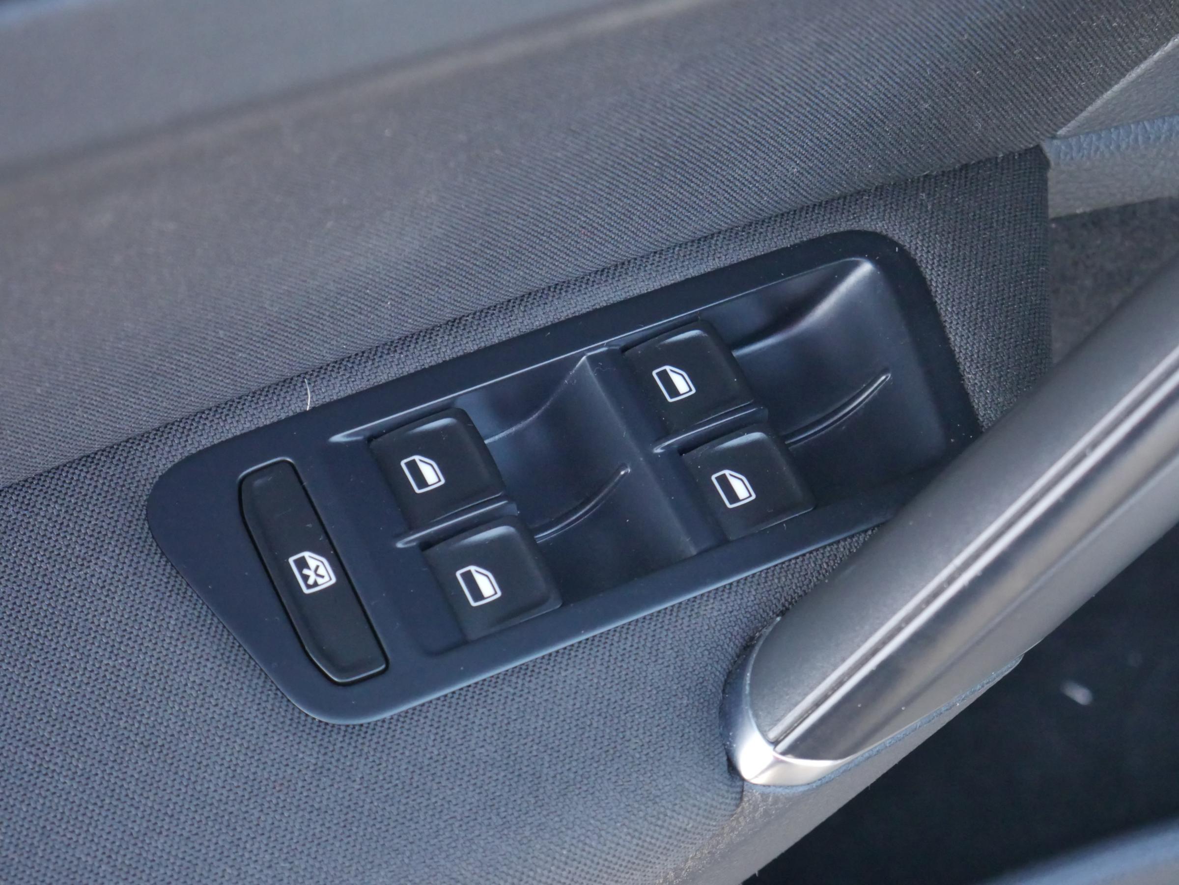 Volkswagen Golf, 2013 - pohled č. 19