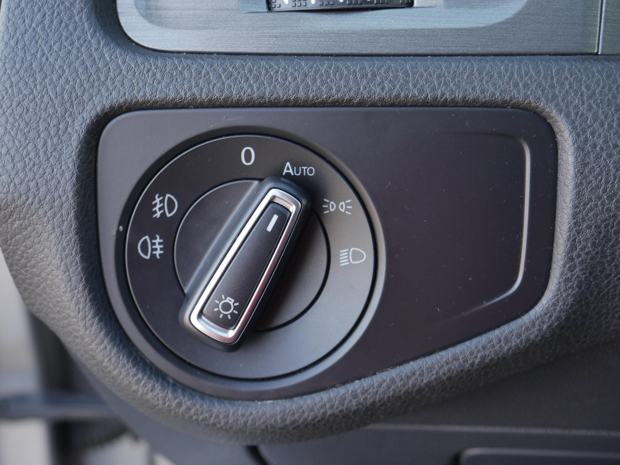 Volkswagen Golf, 2013 - pohled č. 21