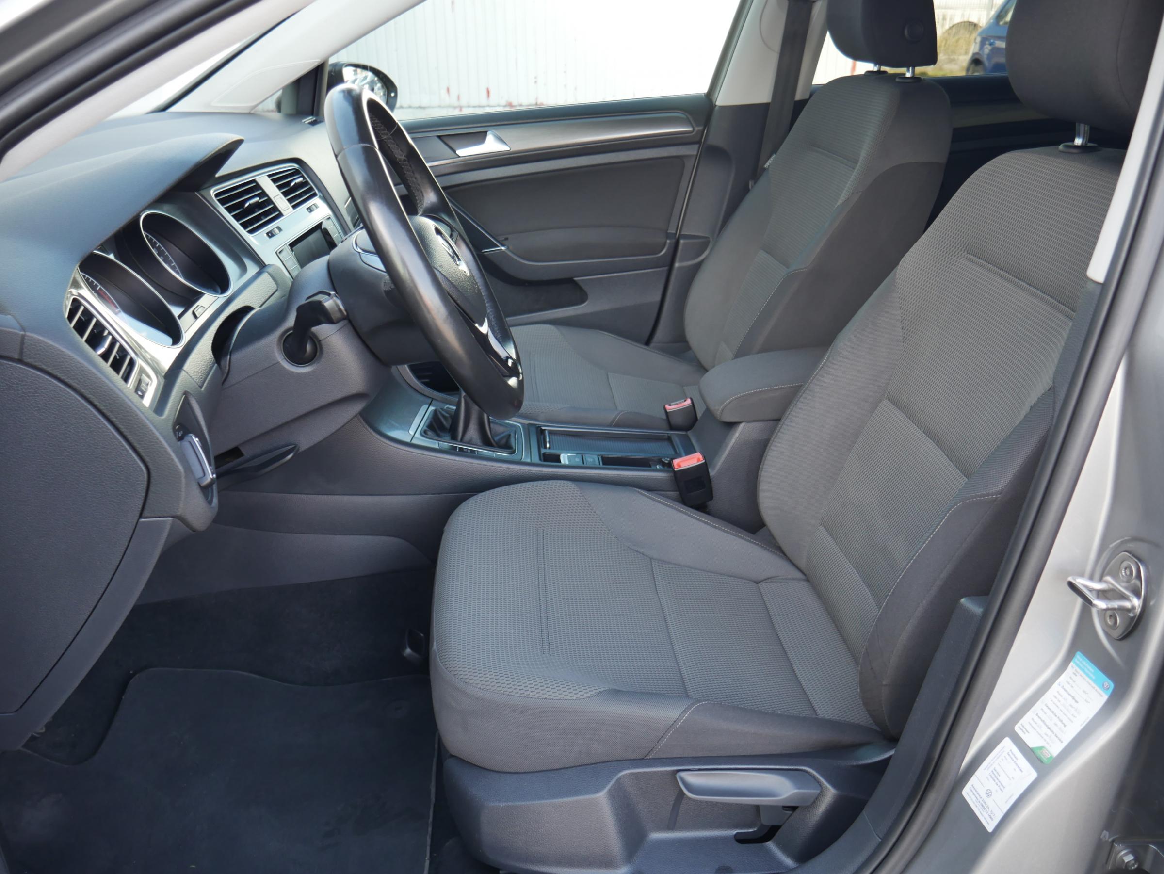 Volkswagen Golf, 2013 - pohled č. 9