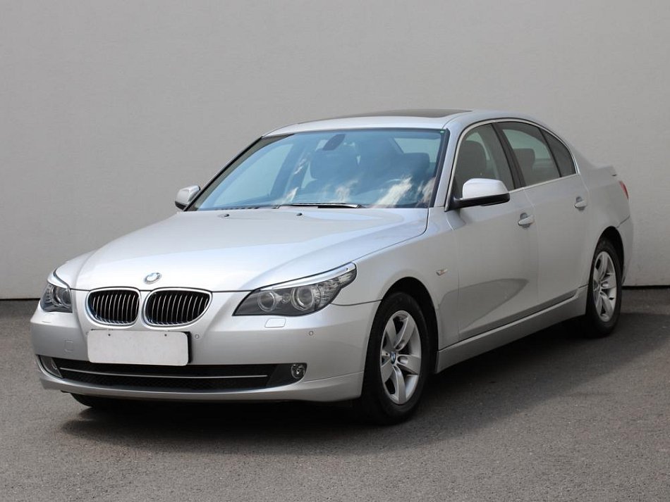 BMW Řada 5 4.0  540i
