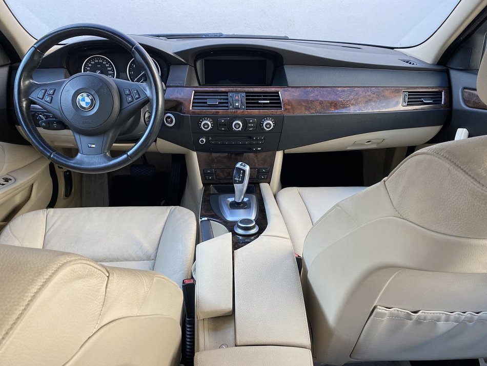 BMW Řada 5 4.0  540i
