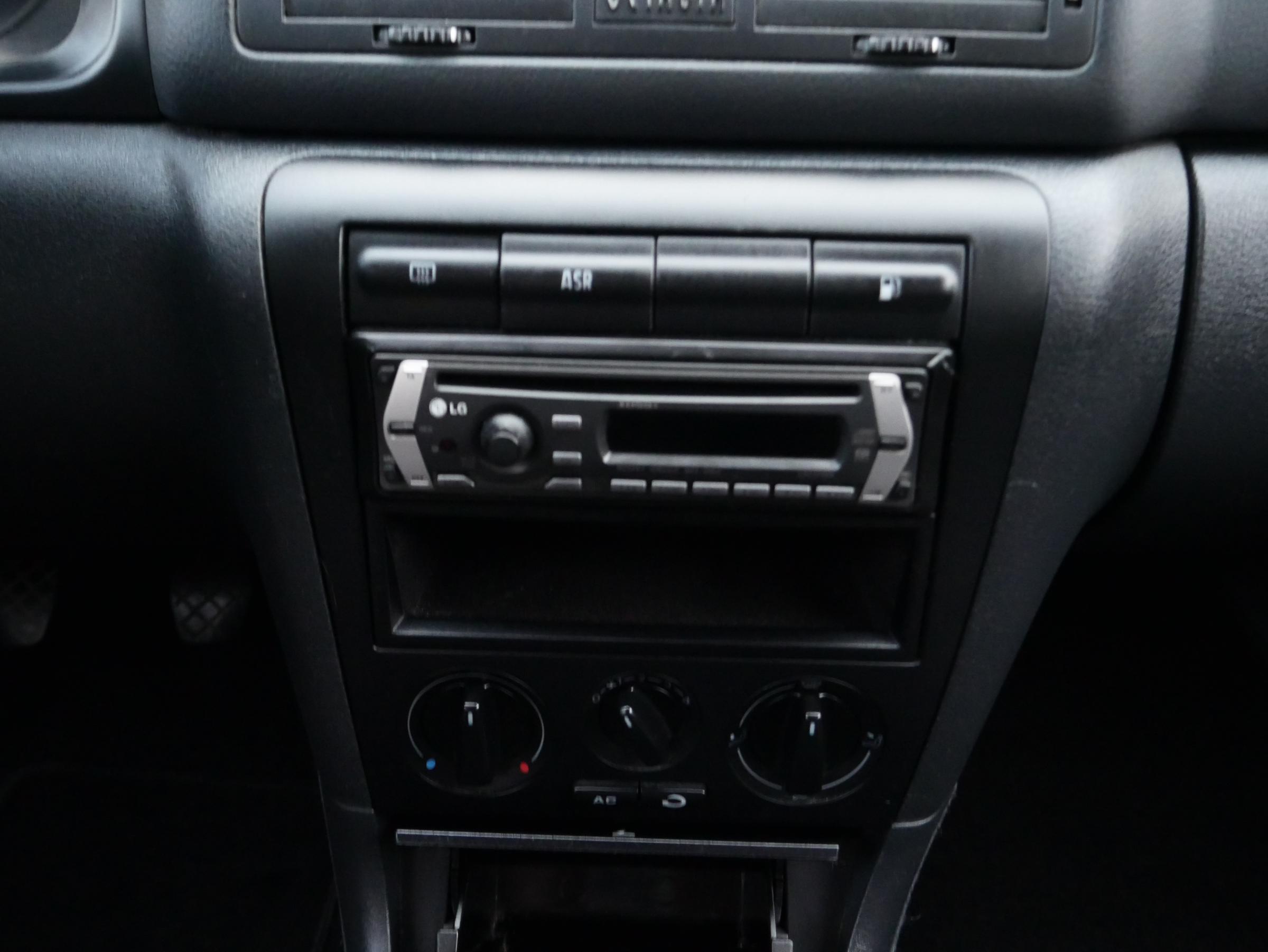 Škoda Octavia, 2001 - pohled č. 11