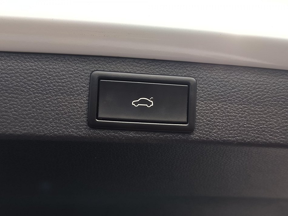 Škoda Karoq 2.0 TDi  4x4