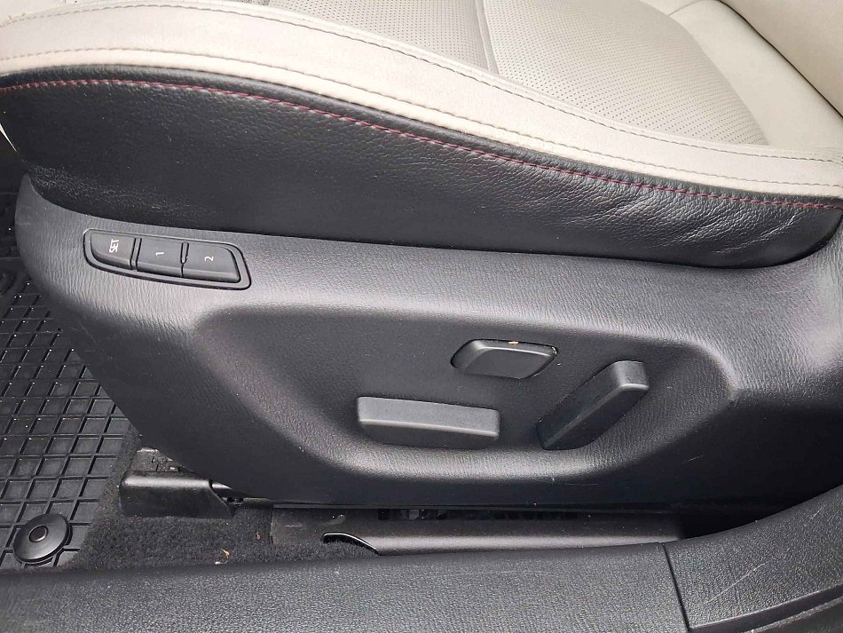 Mazda 6 2.5i Exclusive
