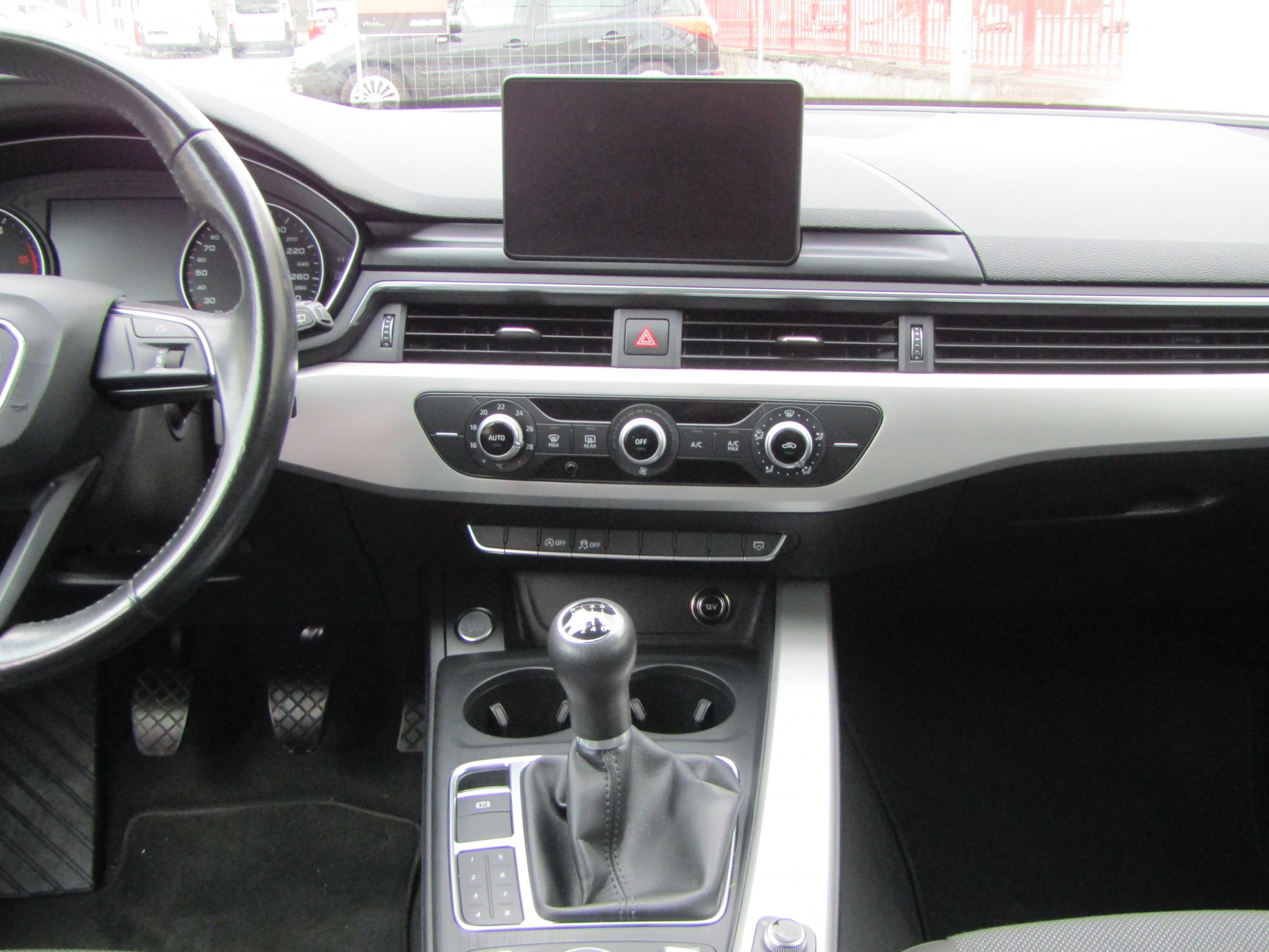 Audi A4, 2016 - pohled č. 12