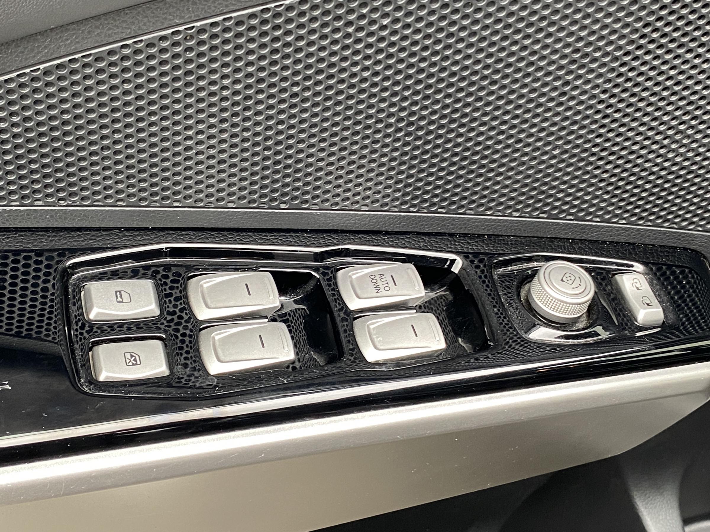 SsangYong Tivoli, 2019 - pohled č. 10