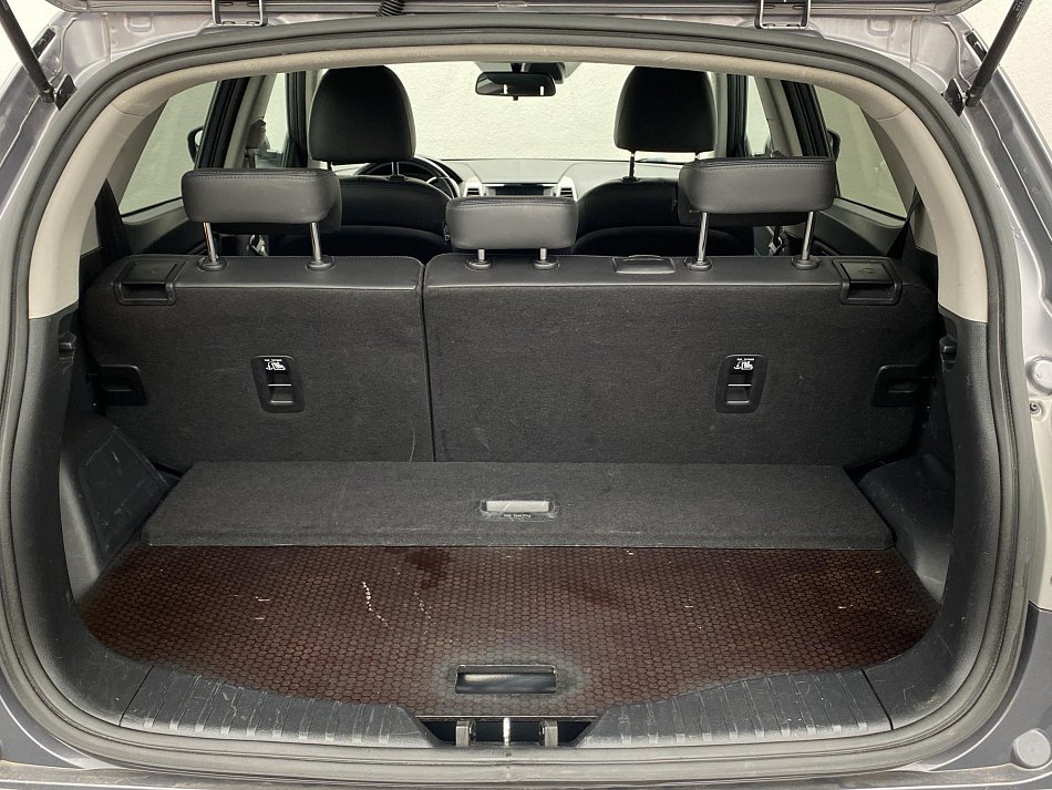 SsangYong Tivoli 1.6 e-XGi 