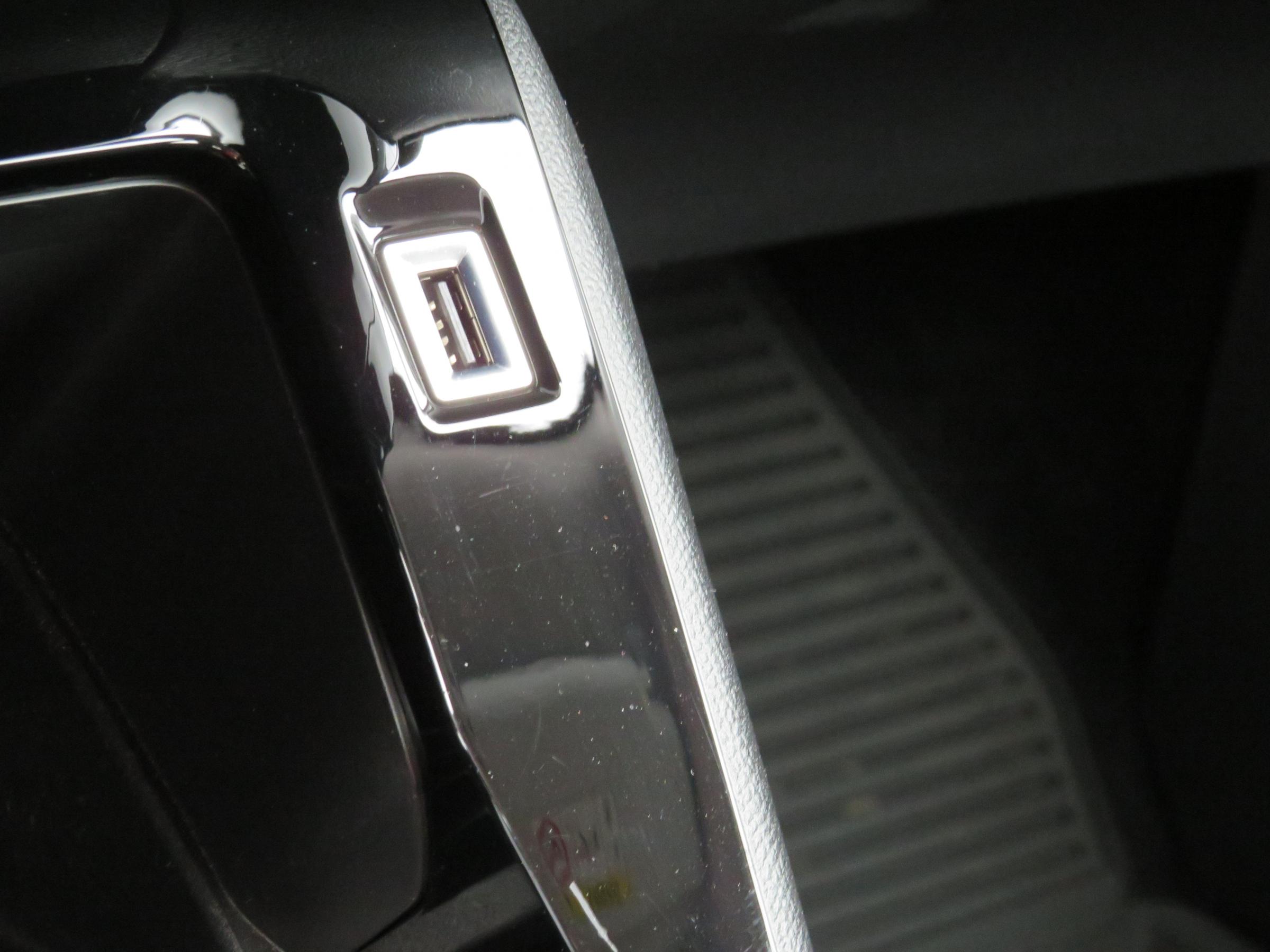 Peugeot 2008, 2020 - pohled č. 25